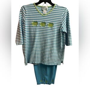 Quacker Factory Blue and Green 2pc Set. With Turtle embroidered accents.